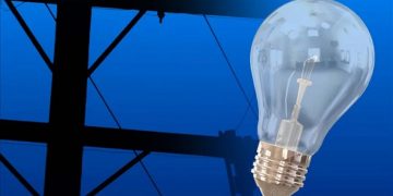 Power Restored After Wreck Involving Electric Pole in Maryville