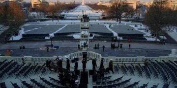 Tennesseans Disappointed as Inauguration Ceremony Moves Indoors Due to Weather