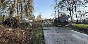 Severe Storm Causes Major Damage in Deer Lodge, Tennessee