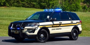 Community Comes Together for Fun and Support at Knoxville Dragway’s Annual Police vs. Public Race