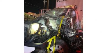 Truck Driver Rescued After Early Morning Crash in Knoxville
