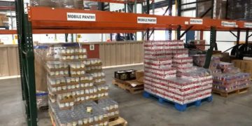 University of Tennessee Students Raise Funds for Second Harvest Food Bank Amid Financial Struggles