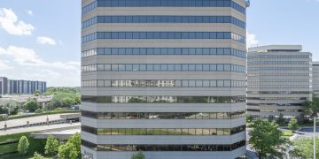 U.S. Cellular to Lay Off Over 200 Employees in East Tennessee as It Sells Operations to T-Mobile