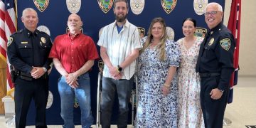 Maryville police department honors citizens for helping save officer’s life after crash
