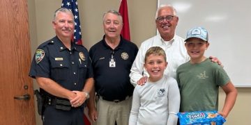 Maryville Police Department thanks community members for supporting officers with homemade cookies