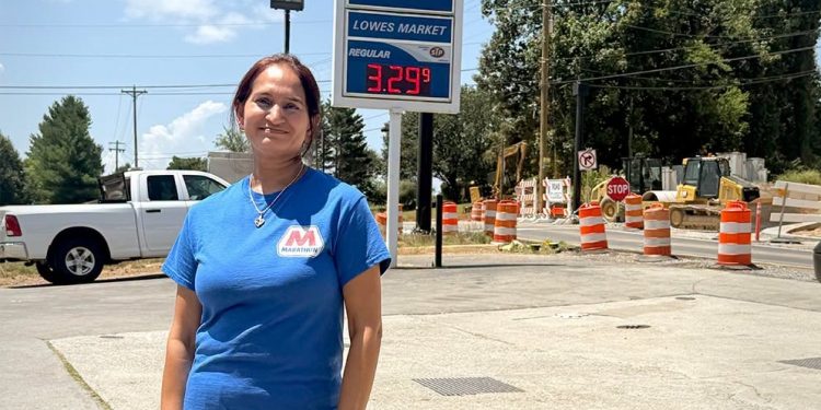 Maryville recognizes road crews working through extreme heat, thanks local business owners for supporting workers
